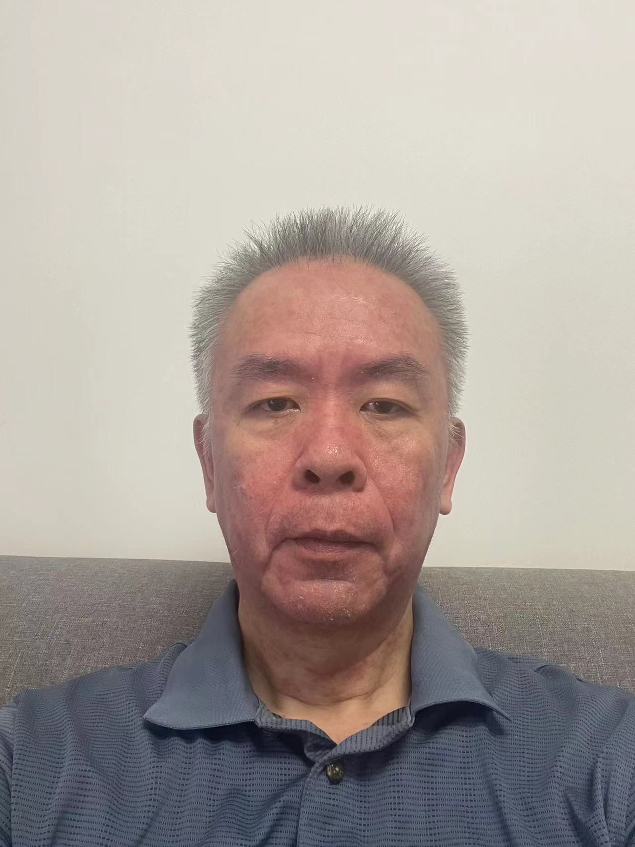 晋彤