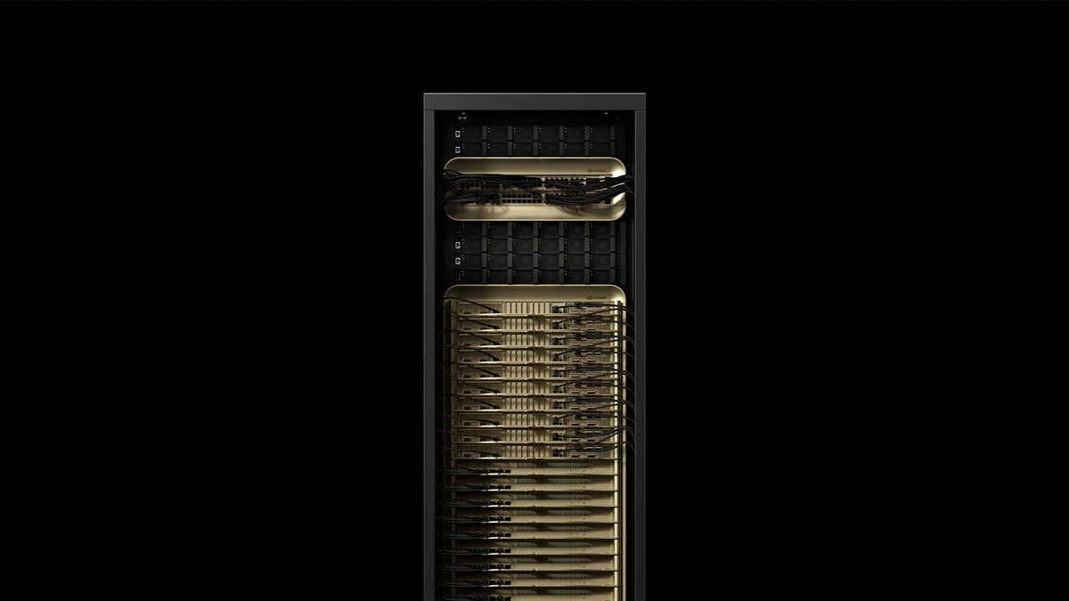 英伟达发布Blackwell Ultra平台：围绕B300和GB300打造新的AI产品线