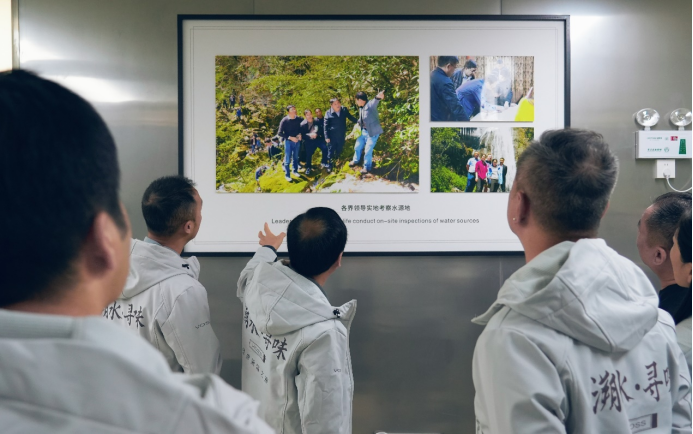 高品质链接新消费全球视野 VOSS连续五年成为企业家博鳌论坛官方指定用水