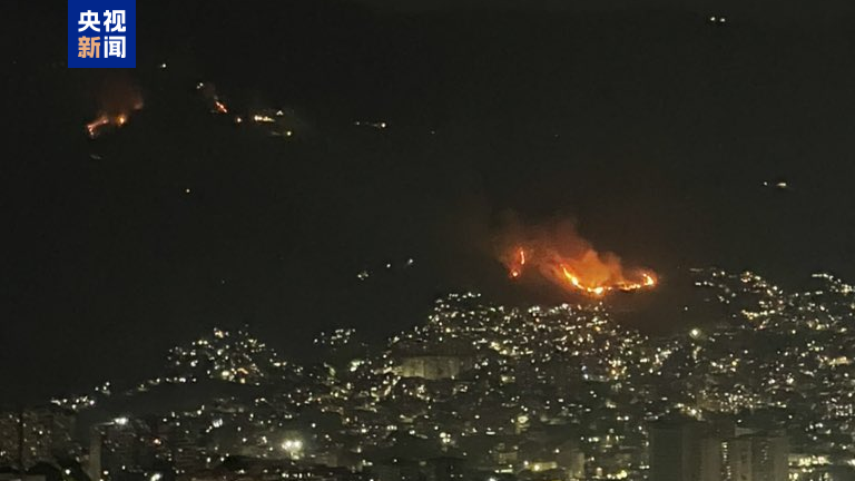 突发！疑似美军直升机现身