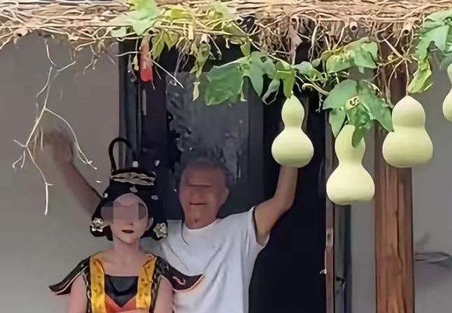 &ldquo;葫芦娃爷爷&rdquo;摘下葫芦，流量面前应守住边界