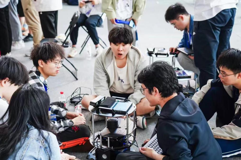 调查|2025春招，国企央企开抢人工智能人才