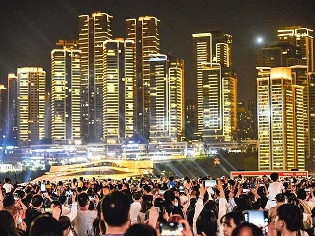 人民日报：外部冲击下，中国经济何以这么稳？