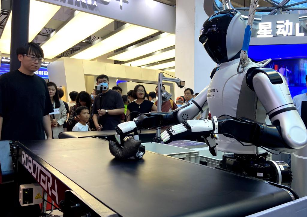 未来人形机器人能做啥工作？来看十大潜力应用场景！