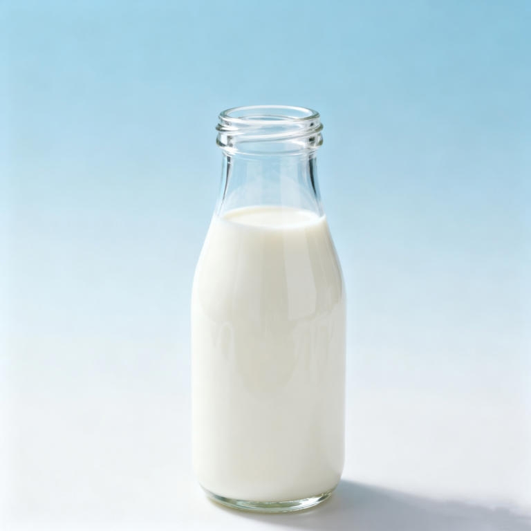 喝奶长痘、四高不能喝？专家辟谣：这些都是误区！这么多年奶都白喝了