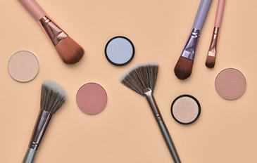 国家药监局：明年2月起在京沪等地开展化妆品电子标签试点工作