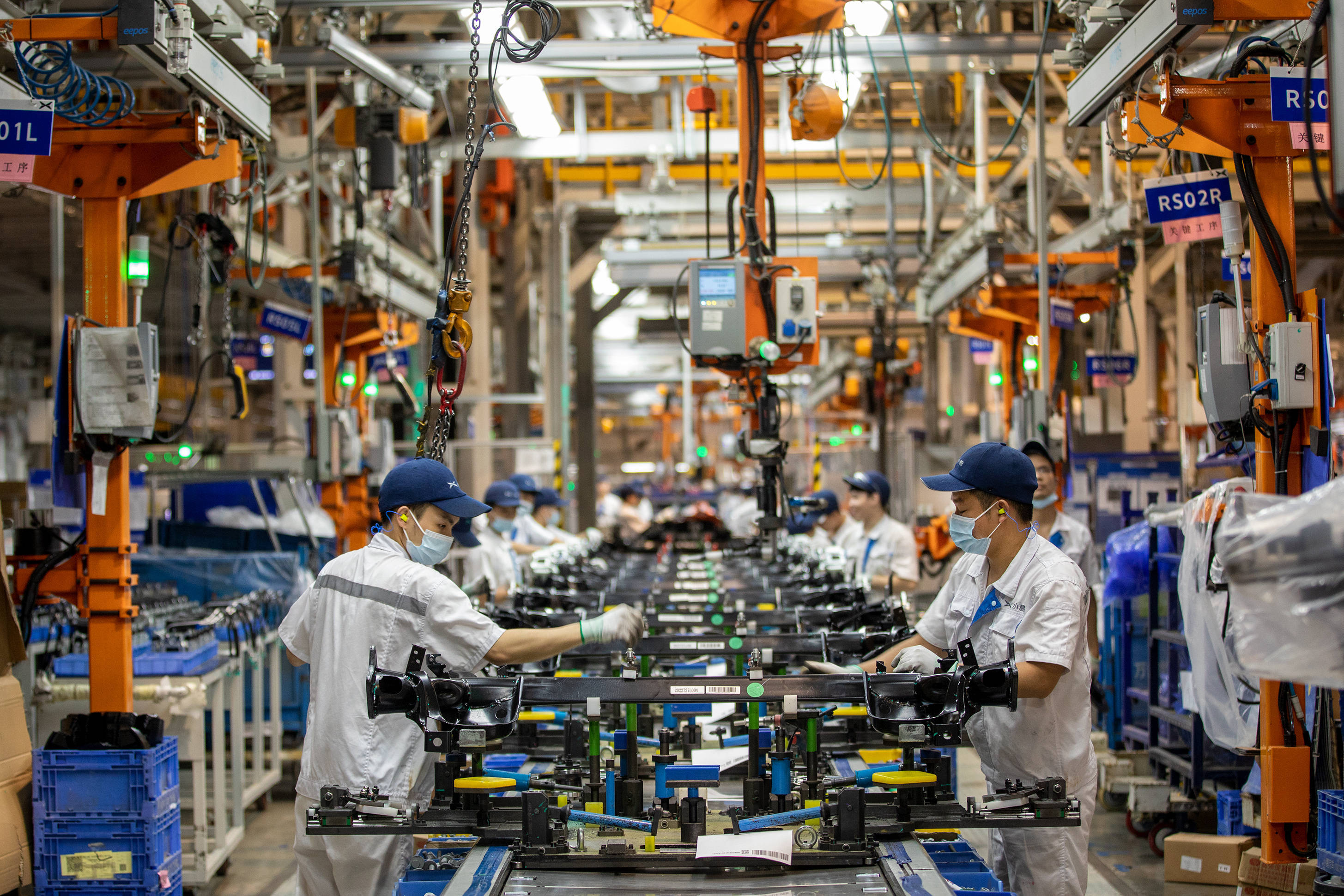 推动制造业高端化、智能化、绿色化发展