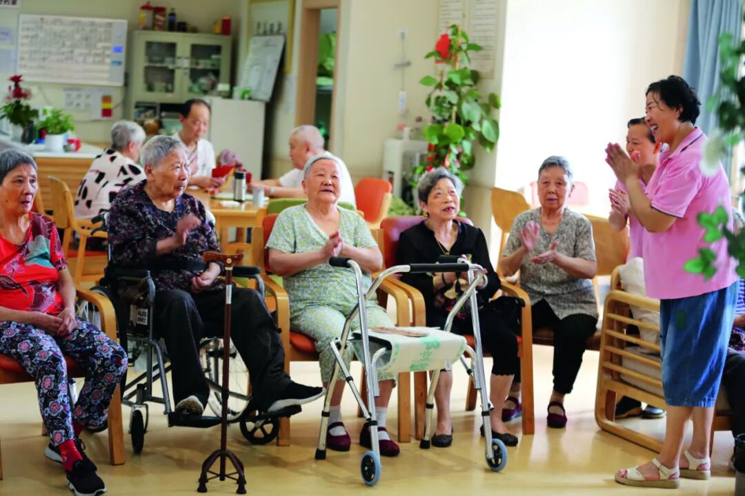 银发经济重构老年生活消费图景