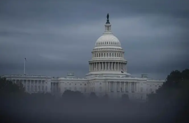 关门36天！政府停摆破纪录，美国真要&ldquo;倒闭&rdquo;了？