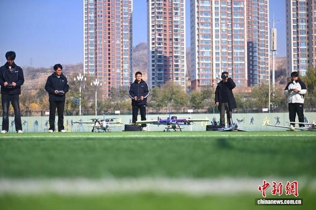 甘肃高校学子研制无人机：&ldquo;算法&rdquo;优化赋&ldquo;智慧&rdquo;