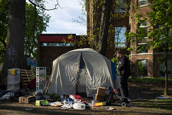 在美国，只要不是穷人就很安全？