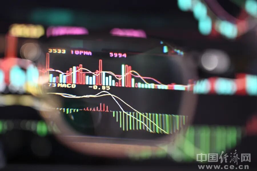 突发公告：集体停牌，提示风险！