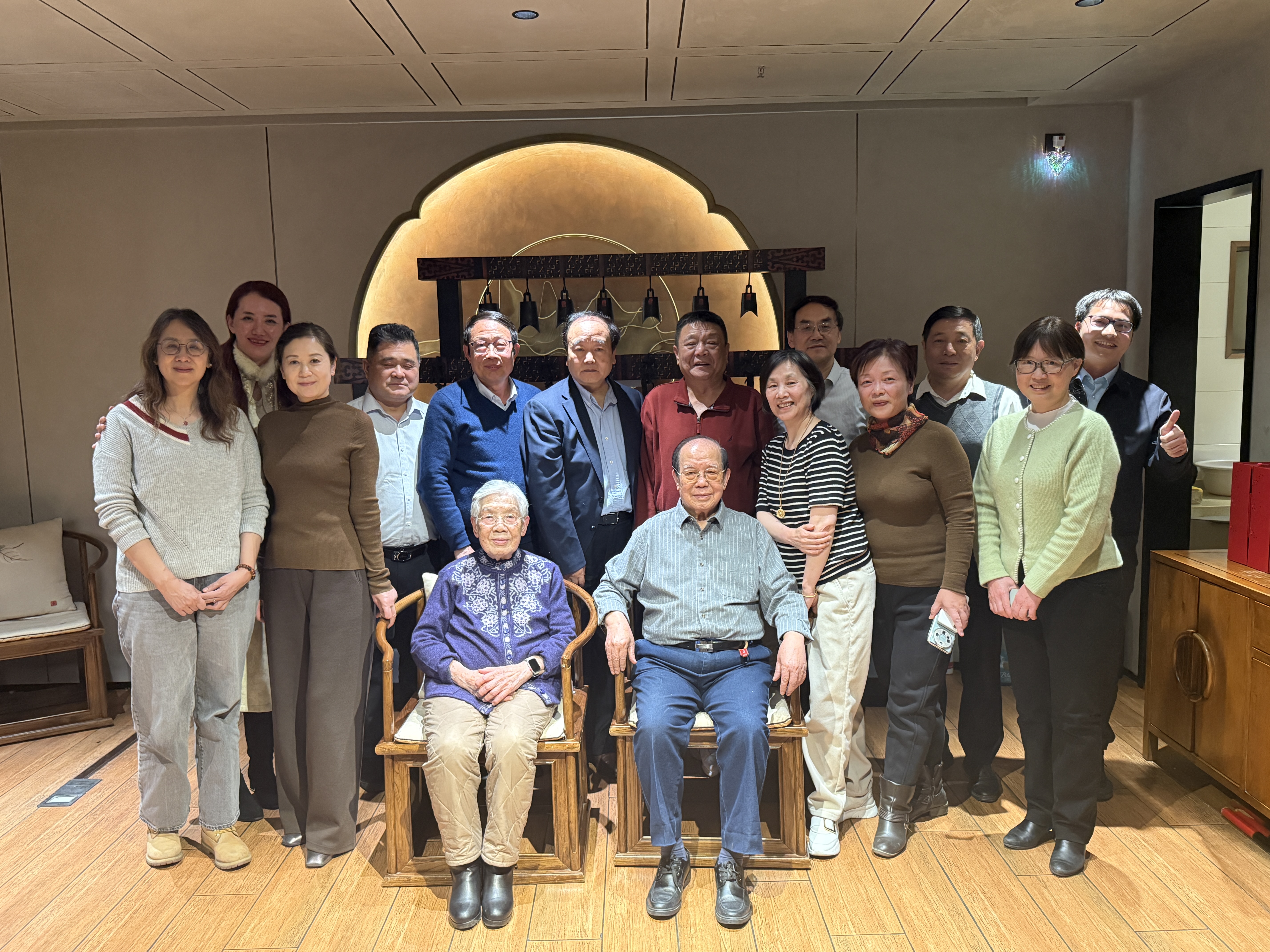 童庆禧院士团队：以科学文化之韵，共度元宵佳节 赴一场红月之约