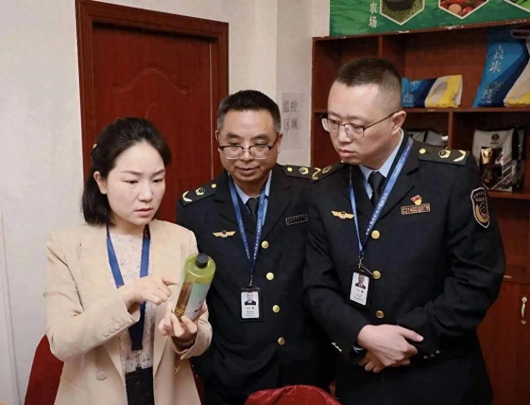 围剿银发会销骗局